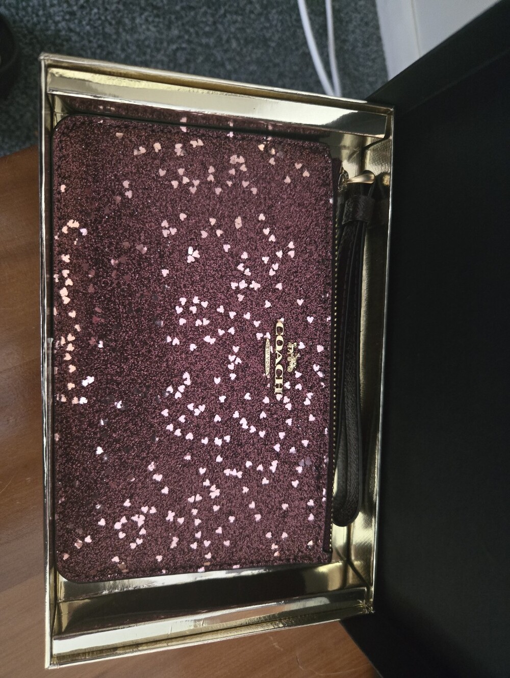 Coach Glitter Heart Wristlet - Raspberry
